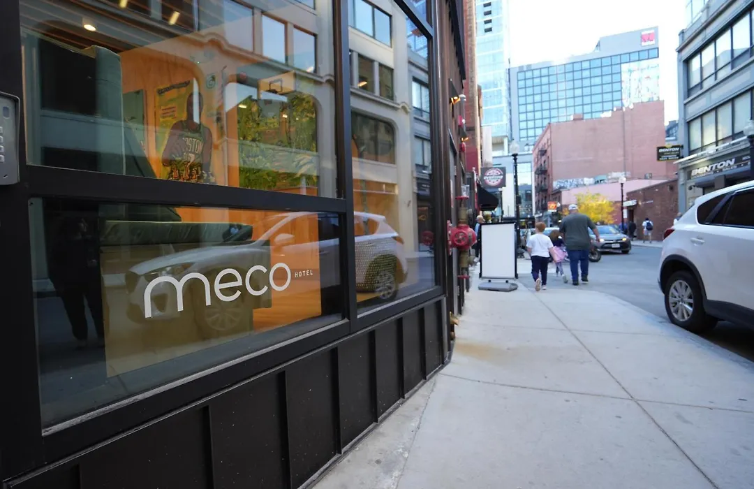Meco Hotel-1